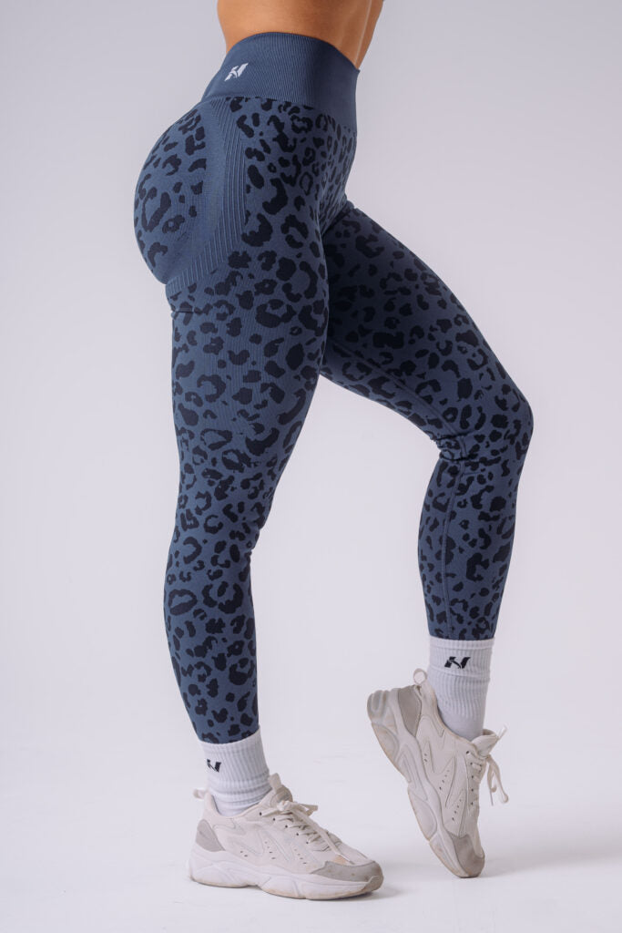 NEBBIA- Leggings compressivi push-up leopardati
