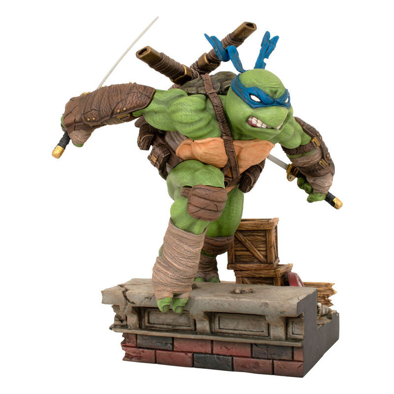 ACTION FIGURE - NINJA TURTLES LEONARDO 28cm